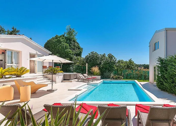 Bruna Будинок відпочинку *